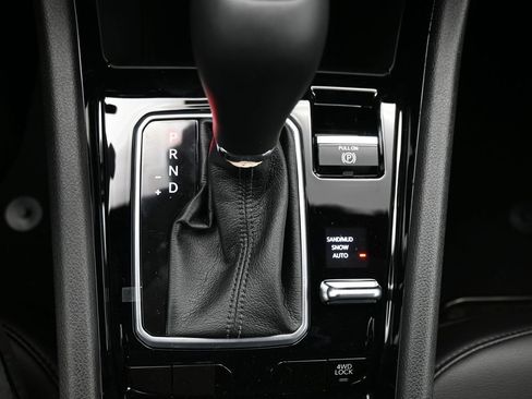 New 2026 Jeep Compass Limited image 25