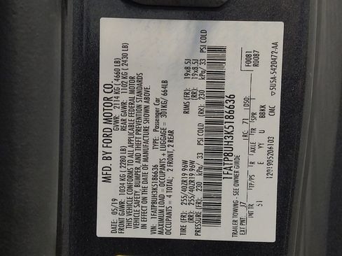 Used 2019 Ford Mustang Premium w/ Equipment Group 201A image 33