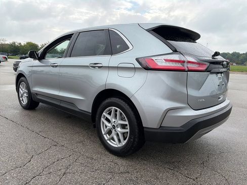 Used 2024 Ford Edge SEL w/ Convenience Package AWD/4WD image 5