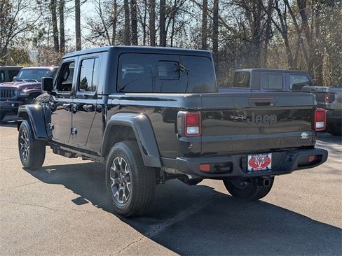 New 2026 Jeep Gladiator Sport image 5