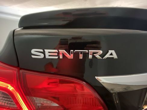 Used 2019 Nissan Sentra SR FWD image 25
