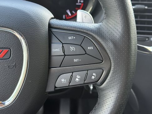 Used 2019 Dodge Durango R/T w/ Technology Group AWD/4WD image 27