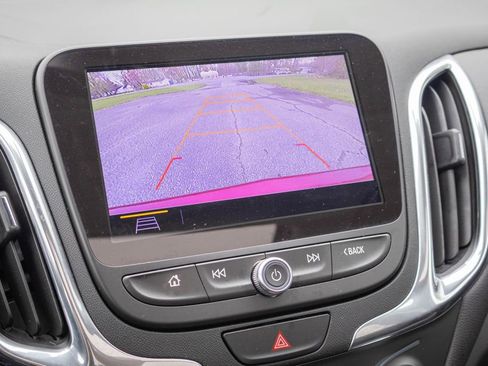 Used 2019 Chevrolet Equinox LT image 21