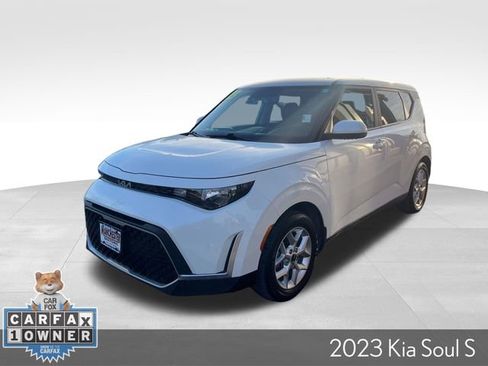 Used 2023 Kia Soul S image 4