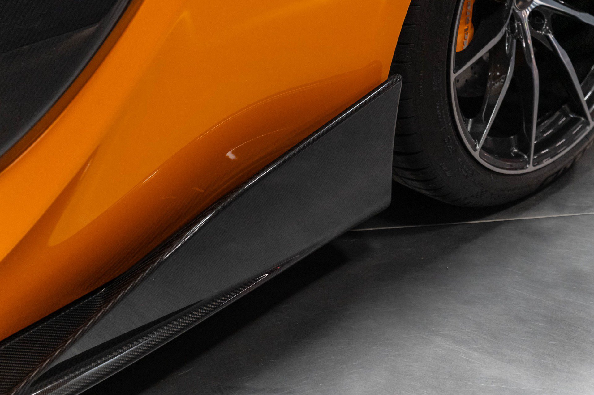Used 2019 McLaren 600LT RWD image 35