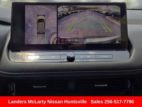 Used 2025 Nissan Rogue Platinum w/ Tech Package FWD image 21
