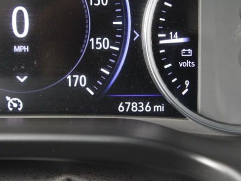 Used 2022 Buick Enclave Premium image 16