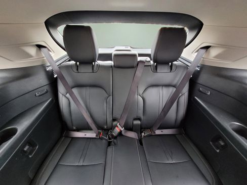 Used 2024 MAZDA CX-90 3.3 Turbo w/ Preferred Plus image 17