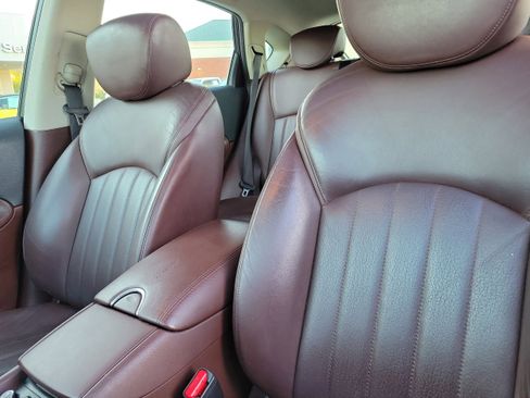 Used 2016 INFINITI QX50 2WD w/ Premium Plus Package image 16