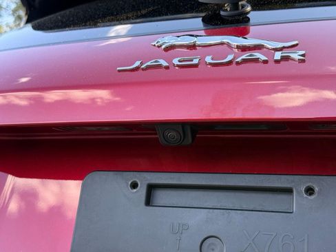 Used 2019 Jaguar F-PACE Prestige AWD/4WD image 10