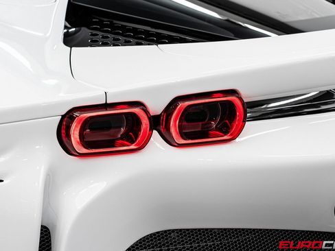 Used 2022 Ferrari SF90 Stradale AWD/4WD image 23