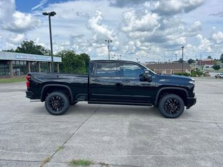 New 2025 Chevrolet Silverado 2500 High Country w/ Midnight Edition video 2