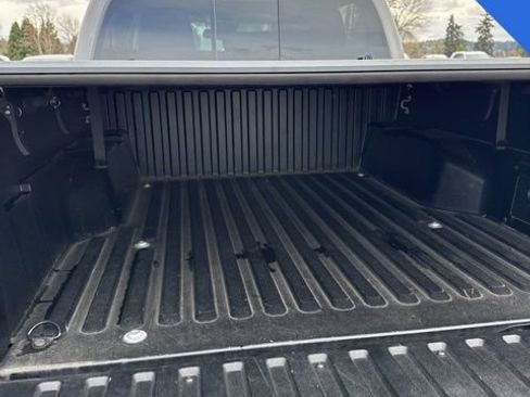 Used 2021 Toyota Tacoma SR5 image 10