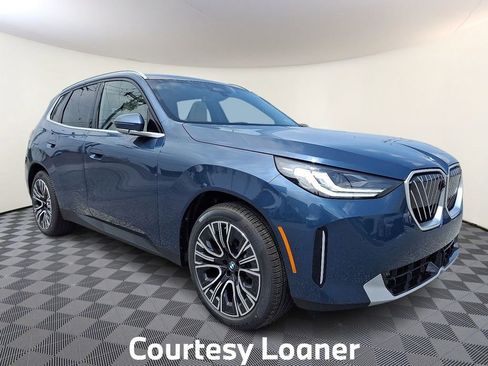 Used 2025 BMW X3 xDrive30i w/ Premium Package image 1