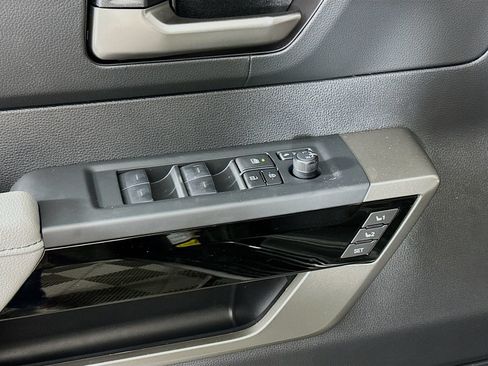 New 2026 Toyota Tundra Limited AWD/4WD image 18