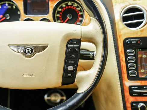 Used 2010 Bentley Flying Spur Flying Spur AWD/4WD image 22