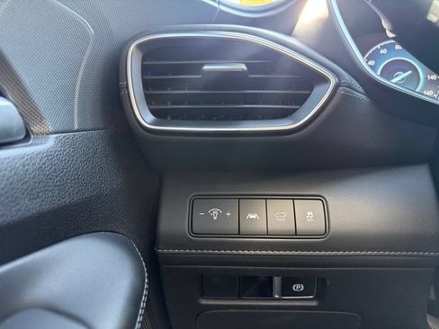Used 2022 Hyundai Santa Fe SEL w/ Convenience + Premium Package FWD image 12