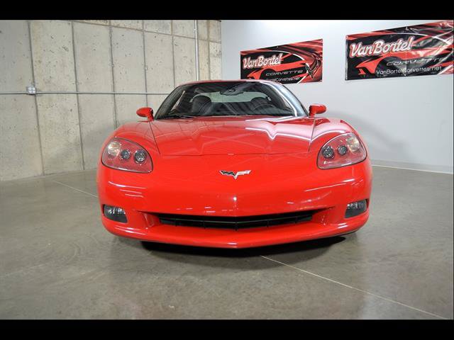 Used 2008 Chevrolet Corvette Coupe RWD image 3