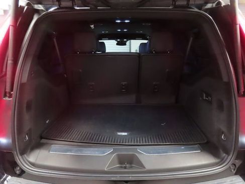 Used 2022 Cadillac Escalade ESV Luxury image 21