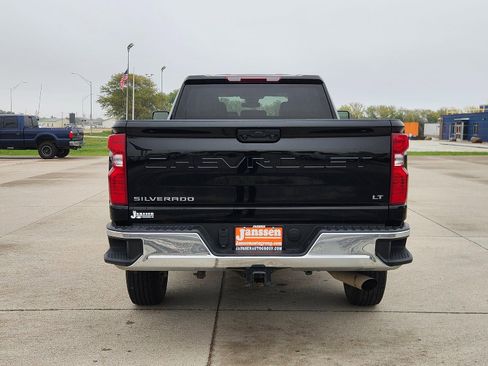 Used 2024 Chevrolet Silverado 2500 LT image 7