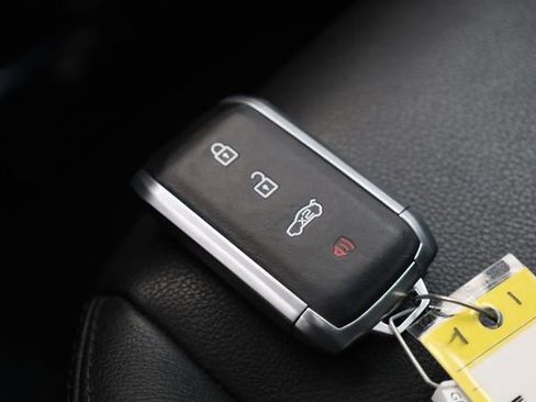 Used 2024 Maserati Grecale GT image 26