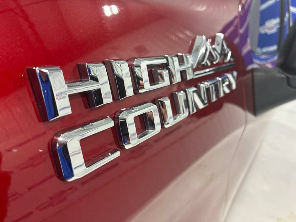 Used 2023 Chevrolet Silverado 1500 High Country w/ Technology Package AWD/4WD image 17