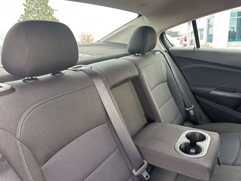 Used 2018 Chevrolet Cruze LT w/ LT Fleet Convenience Package image 23