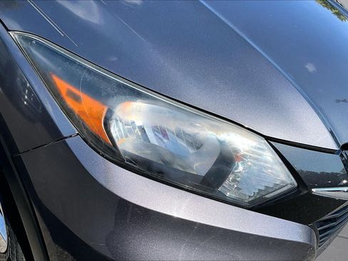 Used 2017 Honda HR-V EX image 27