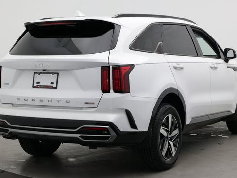 Used 2022 Kia Sorento SX AWD/4WD image 10