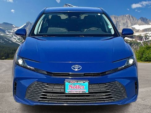 Used 2025 Toyota Camry LE FWD image 3