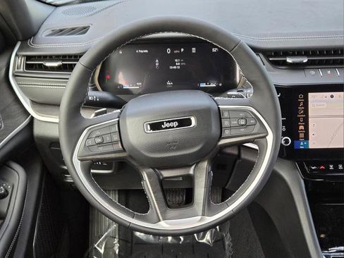 New 2026 Jeep Grand Cherokee Limited w/ Limited Altitude Package RWD image 21