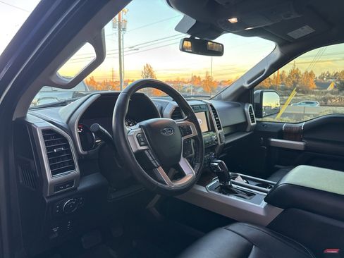 Used 2020 Ford F150 Lariat w/ Equipment Group 502A Luxury image 8