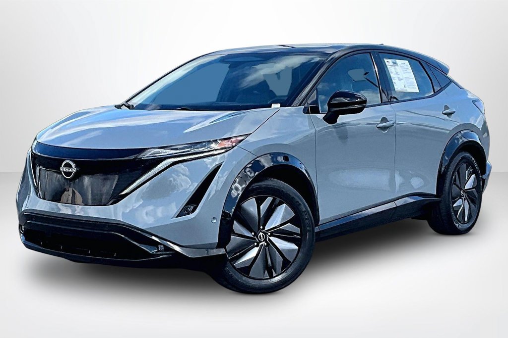 Used 2024 Nissan Ariya AWD image 3