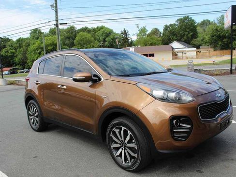 Used 2019 Kia Sportage EX w/ EX Premium Package AWD/4WD image 3
