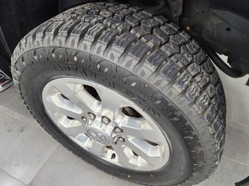 Used 2020 RAM 2500 Big Horn w/ Level 2 Equipment Group AWD/4WD image 3
