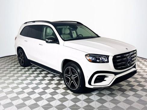 New 2026 Mercedes-Benz GLS 450 4MATIC image 1