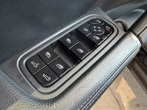 Certified 2020 Porsche Cayenne S AWD/4WD image 23
