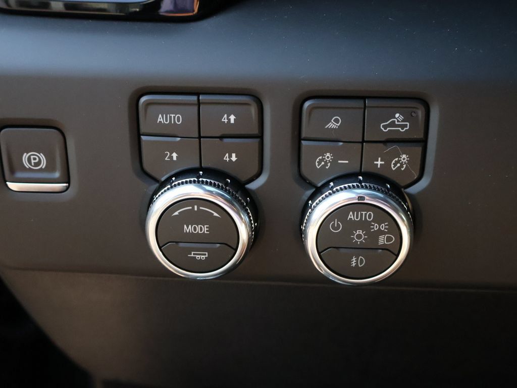 New 2026 GMC Sierra 2500 Denali Ultimate w/ Max Trailering Package AWD/4WD image 41