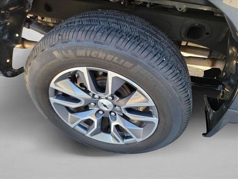 Used 2020 Chevrolet Silverado 1500 RST w/ Texas Edition RWD image 11