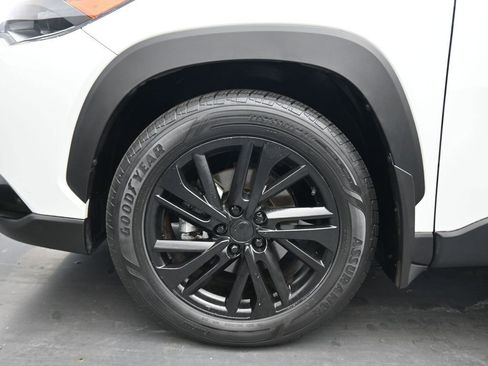 Used 2023 Toyota Corolla Cross XSE w/ Convenience Package image 48