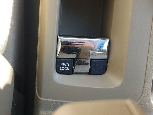 Used 2011 Jeep Compass Latitude image 23