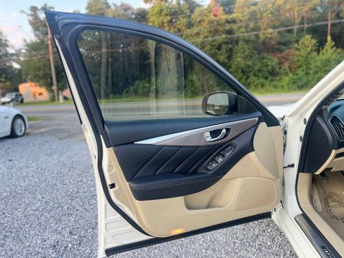 Used 2015 INFINITI Q50 Premium RWD image 8