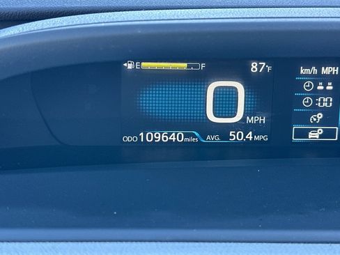 Certified 2017 Toyota Prius Four w/ Premium Convenience Package image 25