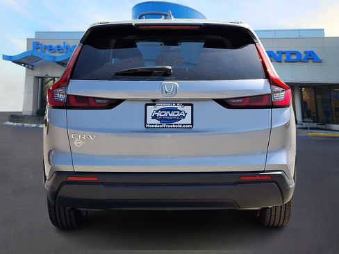 Used 2023 Honda CR-V EX image 6