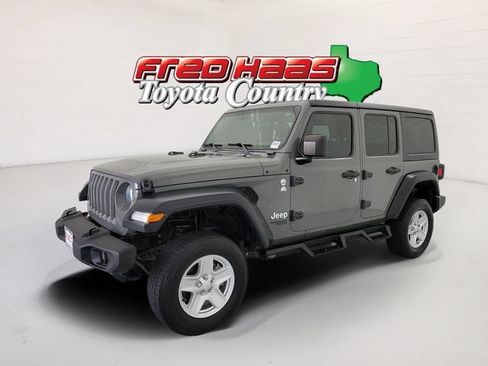 Used 2019 Jeep Wrangler Unlimited Sport S AWD/4WD image 1