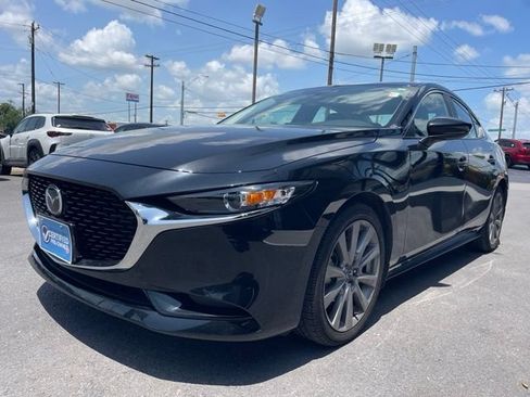 Used 2024 MAZDA MAZDA3 s FWD image 3