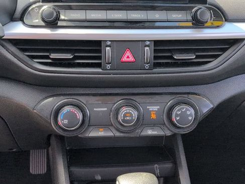 Used 2023 Kia Forte LXS w/ LXS Technology Package FWD image 15