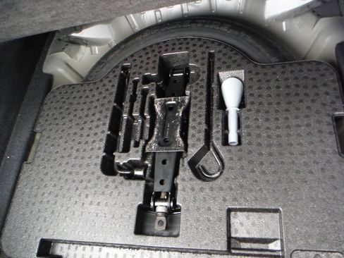 Used 2023 Honda Accord EX image 34