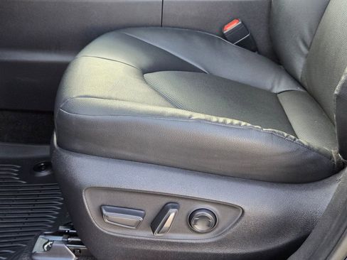 Used 2025 Toyota Grand Highlander AWD Hybrid image 13