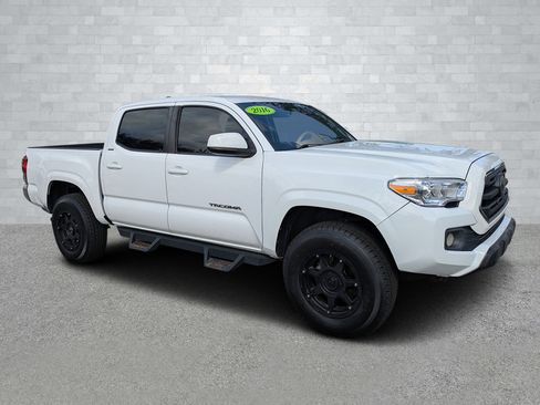 Used 2019 Toyota Tacoma SR5 image 2